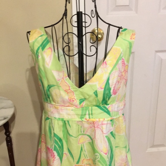 Lilly Pulitzer Summer Blouse 💖 - Picture 3 of 8